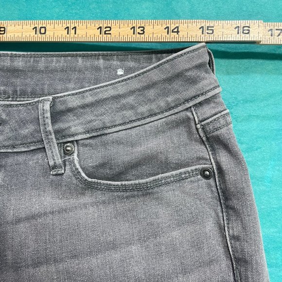 Loft Outlet Women's Sz 8 Curvy Skinny Grey Wash Jean Tapered Stretch Cotton Blnd - Picture 8 of 12
